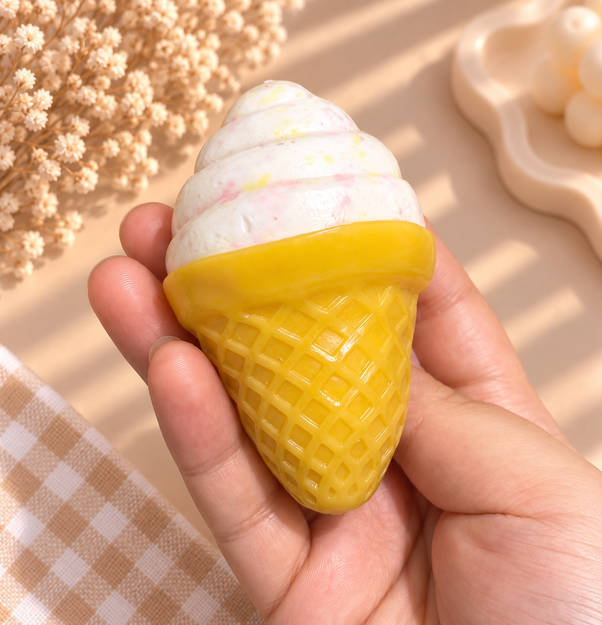 🍦 Mini Crunchy Ice Cream