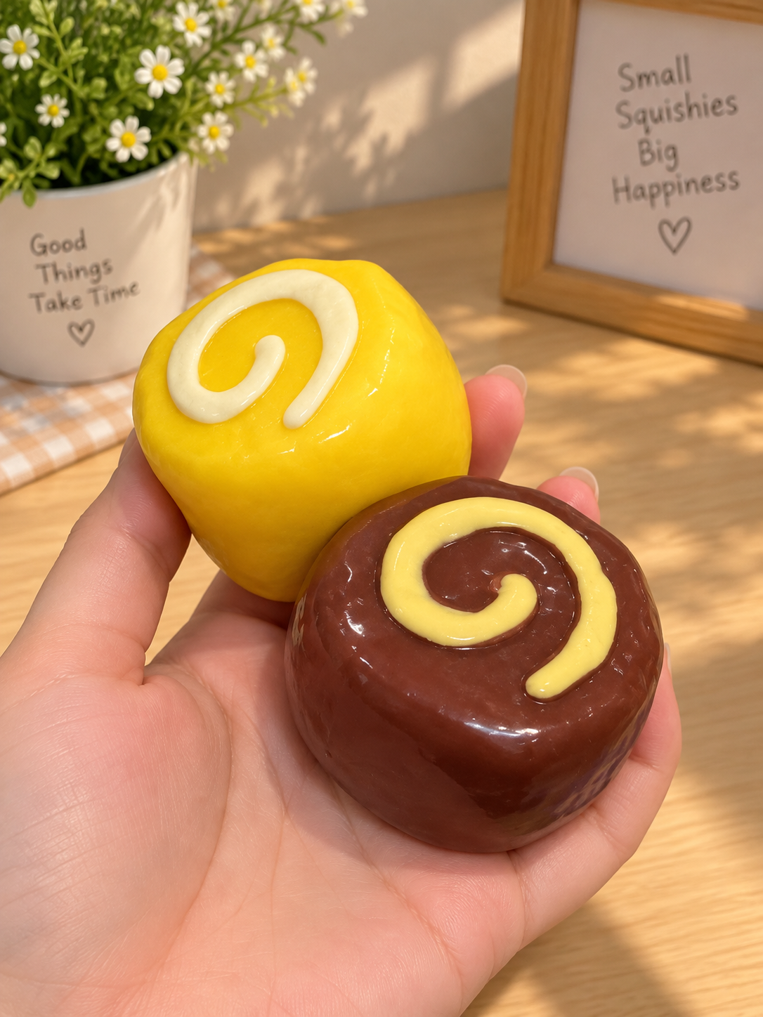 🍥 Crunchy Swiss Roll Swirls