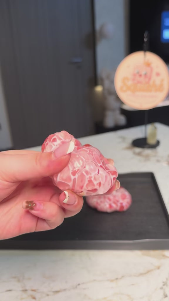 🍓 Strawberry Pebble Cream